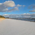 Sky Eden Binz